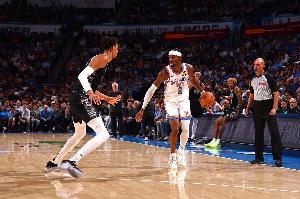 刺塞相争 雷霆得利！马刺力克活塞 联盟第一宝座被雷霆躺拿