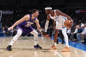 保罗：亚历山大>东契奇 队友们希望看到己方的明星球员全力防守