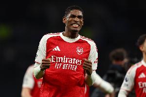 1500万超值！莫斯克拉德比战替补33分钟5次抢断 本赛季21战仅1负