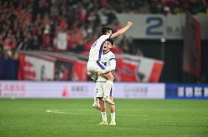 津媒：津门虎队备战进入冲刺阶段，萨尔瓦多随队回津但未来未知