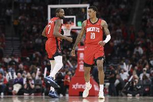 KD：小贾逐渐找到节奏和角色定位 他过去一个月对我们帮助很大