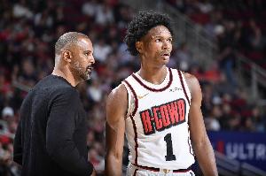 看不懂！队记：火箭26个失误赛季新高却大胜爵士 太奇怪了