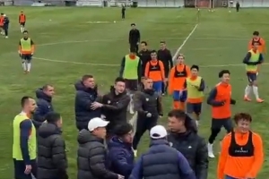 热身赛：海牛三外援出战，上半场2-0领先泰山队