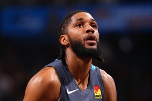 火力凶猛！以赛亚·乔最近7场场均19分3.1板2助2断 三分55.4%