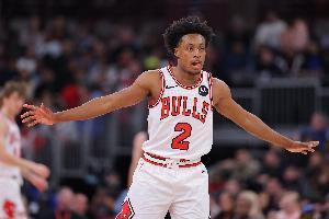 相互战旧主！科比·怀特和塞克斯顿各自9中4都得到10分