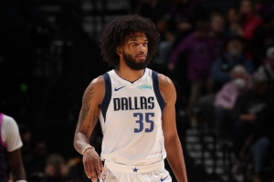 巴格利最近3场场均16.3分9.7板 投篮命中率64.5%！