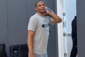 威少：我是史上运动能力最好的球员！别问为什么 去查查数据！