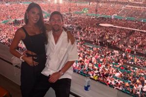 梅西谈向安妞求婚：感觉水到渠成，在巴塞罗那的酒店求婚很浪漫