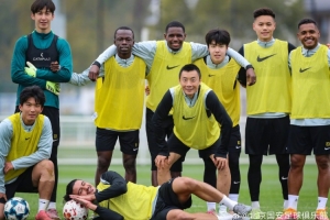 北京国安：心态放轻松，但投入且专注 