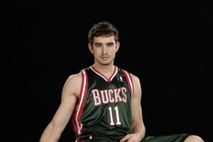 乔·亚历山大：职业运动员意味着永远被疼痛折磨 就像受伤的动物