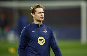 重大打击！阿斯报：弗兰基·德容股二头肌撕裂，至少缺阵1个月