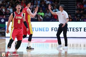 一触即发！中国男篮首发：赵睿/胡金秋/贺希宁/朱俊龙/王浩然