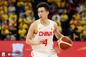 跟不上！赵继伟半场5分钟2中0没得分出现2失误2犯规 正负值-5