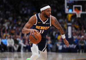 斯特劳瑟：布鲁斯·布朗改变了局势 他的抢断提士气&也带动观众