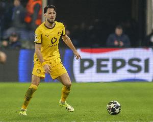 最大倒霉蛋！多特被翻本塞拜尼与4个丢球全部相关，补时染红送点