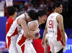 解说：FIBA明令禁止活球播放音效 日本主场活球领全场助威没人管
