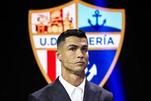 罗总！官方：C罗收购西乙阿尔梅里亚25%股份 球队目前排名西乙第3