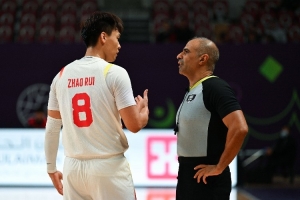 早早犯满！赵睿仅打19分钟4中1拿下10分3板3助2断 罚球8中8