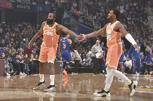 解说：哈登在快船时队友都不咋给力 在骑士真离总冠军更近了