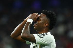 超越名宿！维尼修斯生涯在欧冠78场32球，进球数超越罗本