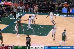 今天射手准！AJ·格林底角大空位三分再中 雄鹿一波9-0反超骑士