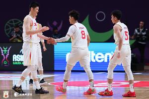 中国男篮vs日本男篮！杨鸣：让我们一起为中国队加油