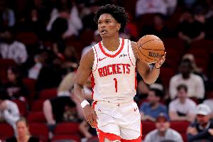 火箭今夏应5年2.52亿续约阿门吗？伊森值多少？事关谢泼德去留