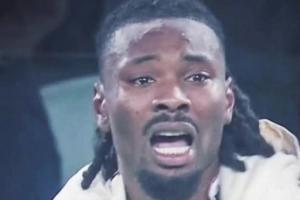 图拉姆失单刀后被换下，队友扳平后他痛哭念叨：我本该进球的