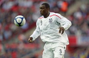 赫斯基谈因种族歧视而不鼓励儿子踢球：从不希望他们经历这种旅程