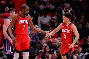 谢泼德：亲眼看到杜兰特达到32000分里程碑 这太不可思议了