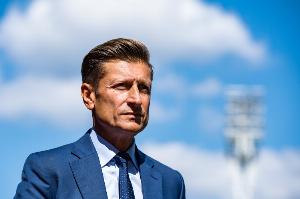 BBC：水晶宫主席帕里什留用格拉斯纳，展现出极强的战略定力