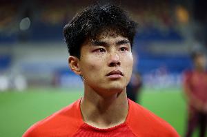 0转会费！德转确认：18岁恒大足校球员杨黔东自由身加盟上海海港