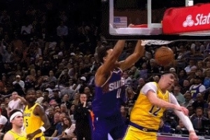 泰山压顶！伊戈达罗顺下双手挂筐隔扣拉拉维亚