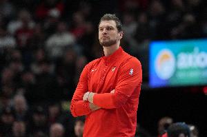 斯普利特：虽然我们三分命中率只有21% 但果断出手总比送失误强