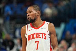 竞争白热化~火箭翻盘成功取3连胜列西部第3 领先第4掘金0.5个胜场