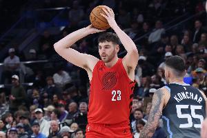 开拓者客战公牛 克林根因病降为出战成疑 杨瀚森罗威也存疑