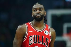 多诺万：帕威和杰伦·史密斯均遭遇腿部拉伤 均至少缺席一周