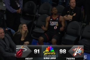 很气愤！马克西抱怨自己被犯规没吹 怒喷裁判被吹技犯