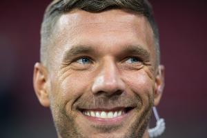 波多尔斯基：温格从不跟你大声永远亲切随和，能遇到他真是太棒了