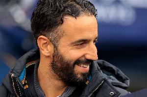 记者：曼联俱乐部确认，为解雇阿莫林而总计付出2220万英镑解约金