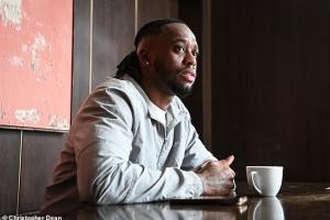 无法理解！万-比萨卡：滕哈赫刚来就说要弃用我，我要走他又不让