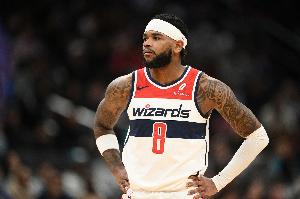 管他进不进就是扔！哈迪19中5低效拿下14分2板1断 正负值-34