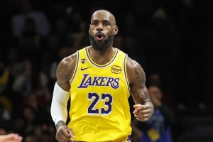 詹姆斯：我们知道过去三场是怎么输的 显然我们对此很不爽