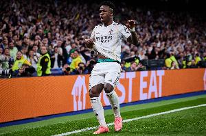 世体：维尼修斯已经拿出最佳状态，如今正和阿韦洛亚迎来蜜月期