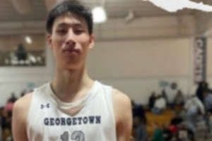 Division A锦标赛-郇斯楠13投7中&罚球10中9 得到23分7板1助2帽