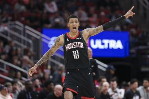 右脚踝扭伤！乌度卡：小贾巴里·史密斯目标在3月6日打勇士时复出