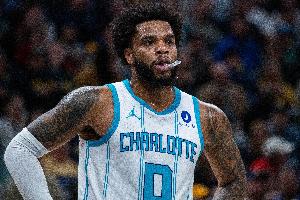 小桥：我们的防守对抗强度都提升了 做好防守就有赢球机会