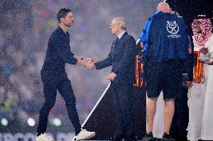 雷厉风行！TA：弗洛伦蒂诺突然解雇阿隆索，皇马员工刷新闻才知道