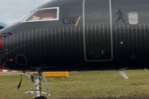 邮报：C罗价值6100万镑的私人飞机已离开沙特，凌晨1点抵达马德里