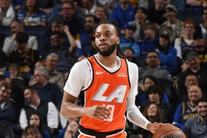 5失误2助攻！加兰首秀22分钟9中4拿到12分 三分7中2